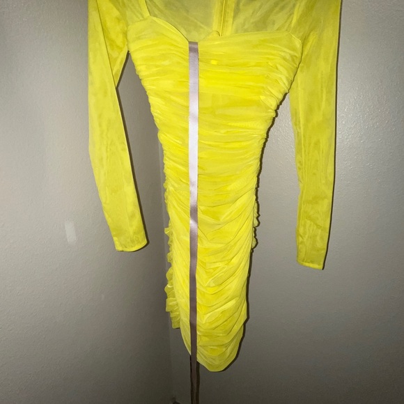 NWT HOUSE OF CB DRESS - XS - Picture 3 of 5